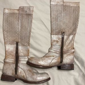 Bed Stu distressed cream boots